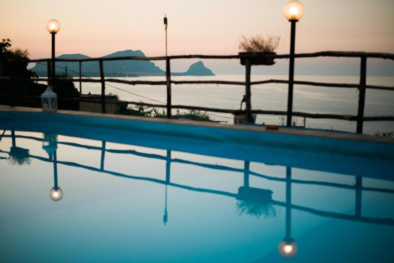Case Vacanze Con Piscina Altavilla Milicia Exterior photo